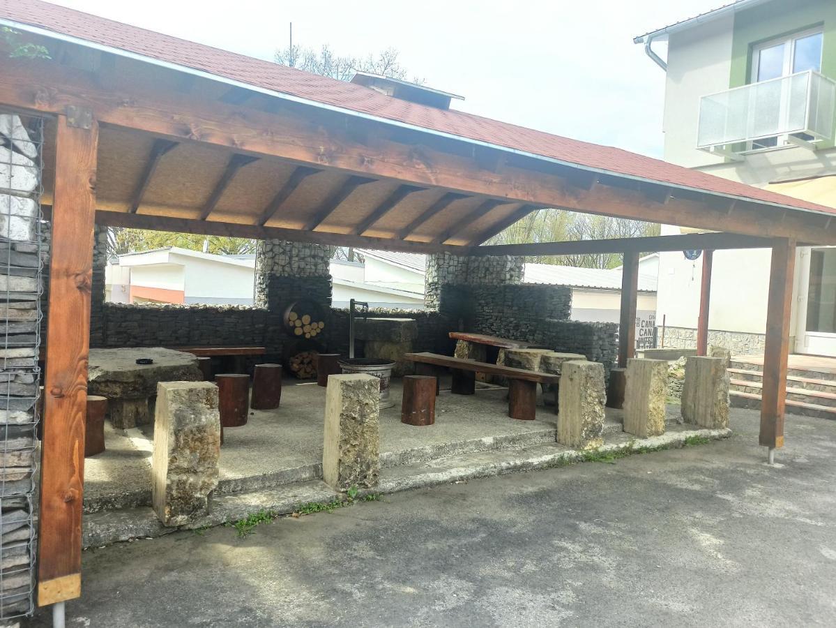Motel Sofer Volkovce Zewnętrze zdjęcie