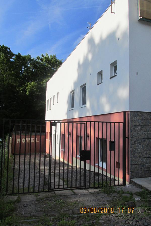 Motel Sofer Volkovce Zewnętrze zdjęcie